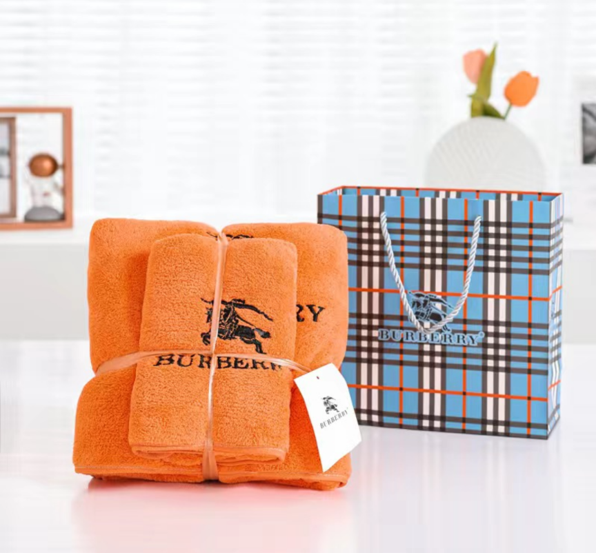 Burberry Towel deals Gift Set